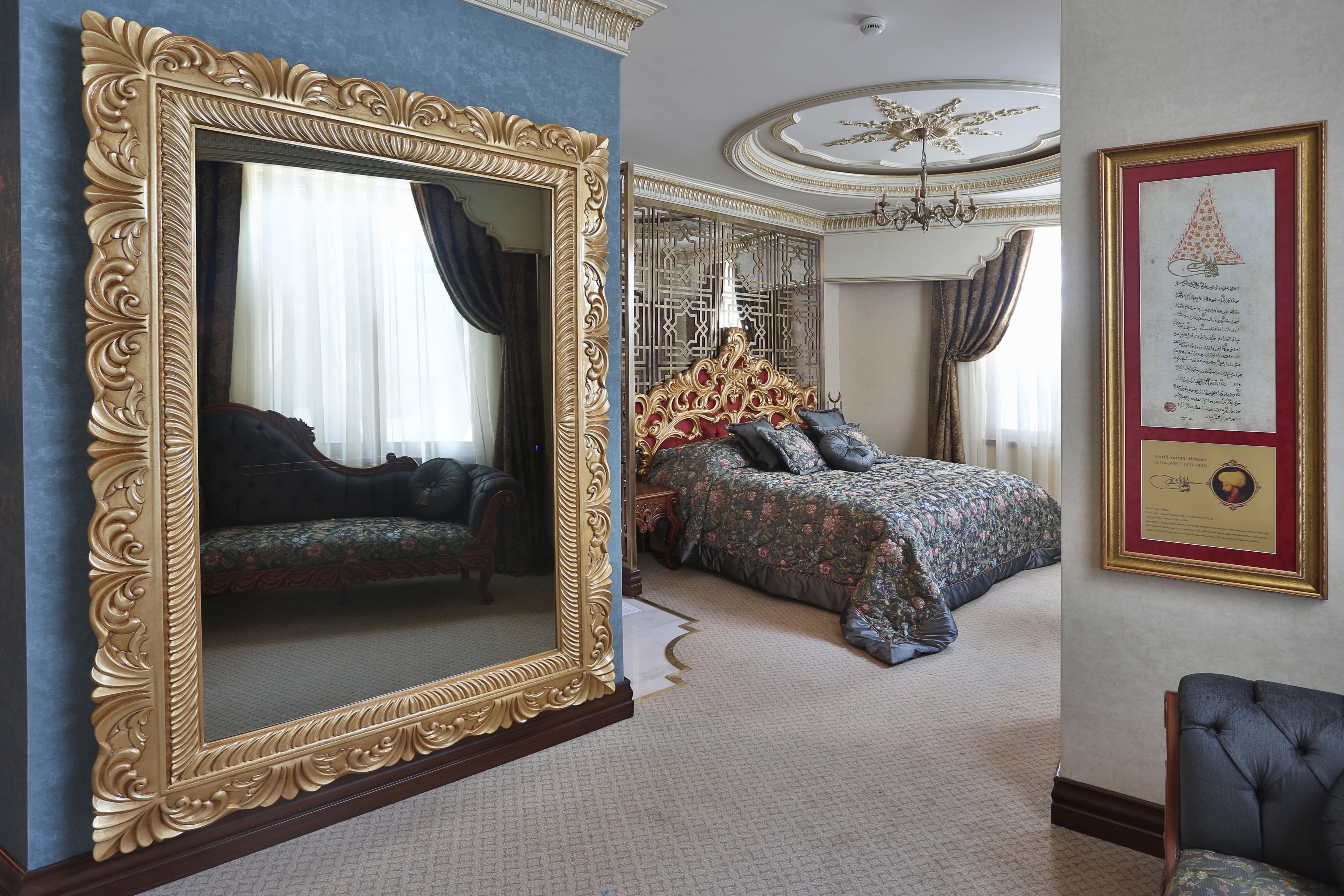 Daru Sultan Hotels Galata Isztambul Kültér fotó A mirror in a bedroom